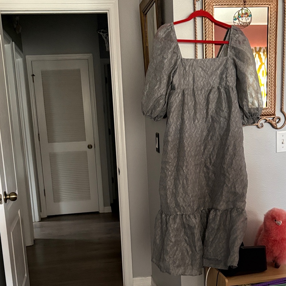 NWT Anthropologie Textured Blue ruffled puffed sleeve maxi Dress. Sz S